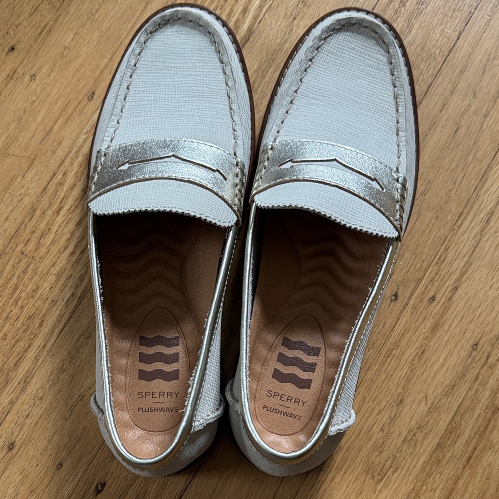 Sperry Women’s Cream and Silver Loafers